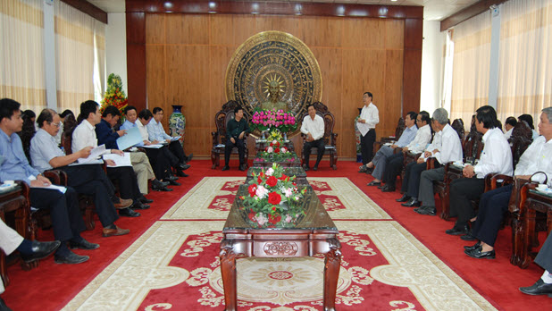 Bộ trưởng Bộ Xây dựng-Trịnh Đình Dũng thăm và làm việc với tỉnh Long An